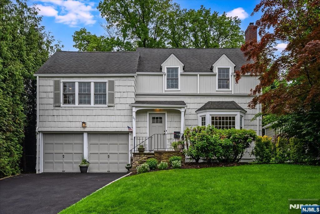 Property for Sale at 67 Dodd Street, Glen Ridge, New Jersey - Bedrooms: 4 
Bathrooms: 3 
Rooms: 8  - $1,089,000