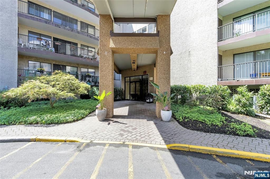 521 Piermont Avenue 112A