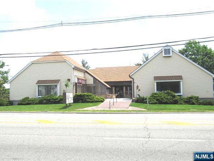 Approximately 1300 sq.ft. with additional finished 2nd floor. Newer HVAC. 34 parking spaces. Security: 2 months, taxes 25%, Insurance 25% Water Bill: 20%, Term: 5 years,