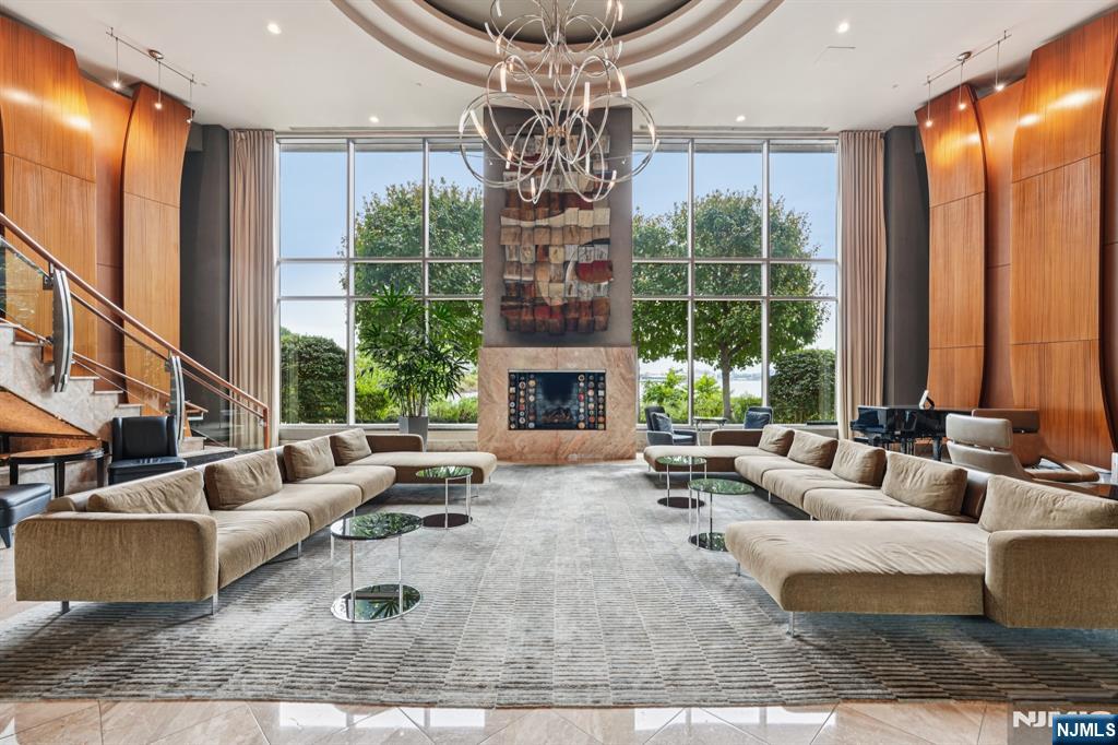 8100 River Road 210
