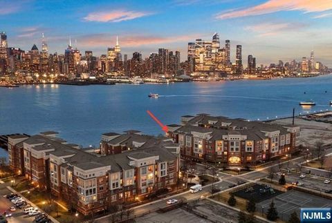 26 Ave At Port Imperial 135 West New York NJ 07093