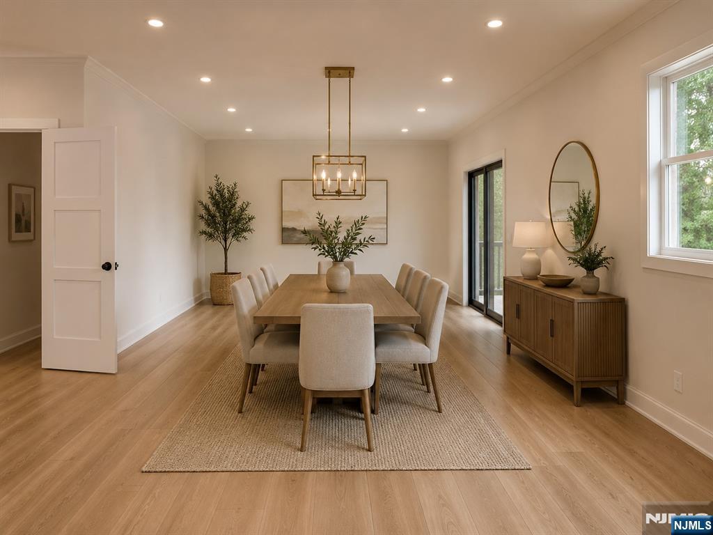 6 Scharg Court