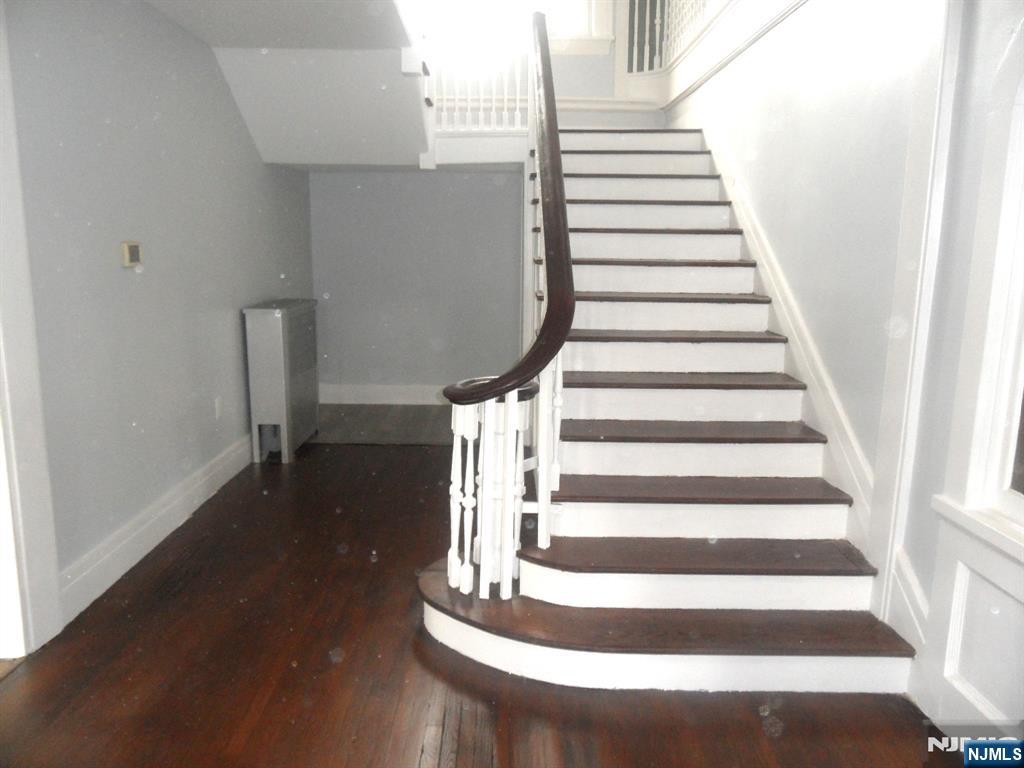 135 Munn Avenue