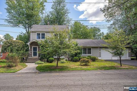 Photo of 191 Harrison St, Haworth, NJ 07641 (MLS # 25034702)