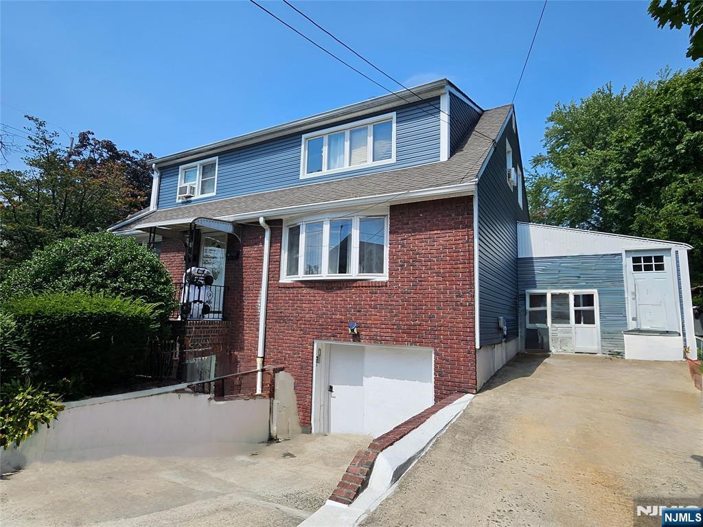 67 Knapp Place