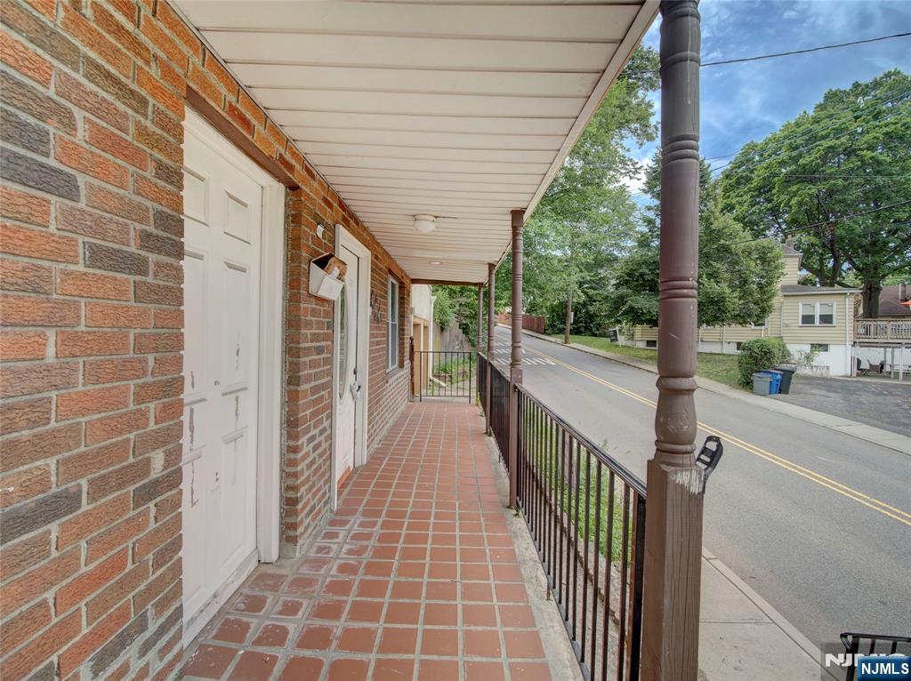 114 Hackensack Avenue