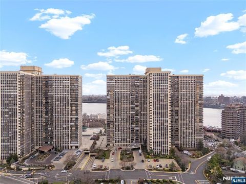 200 Winston Drive 2204 Cliffside Park NJ 07010