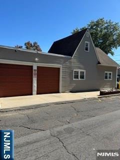 Photo of 9 Woodside Place, Newark, NJ 07104 (MLS # 26039408)