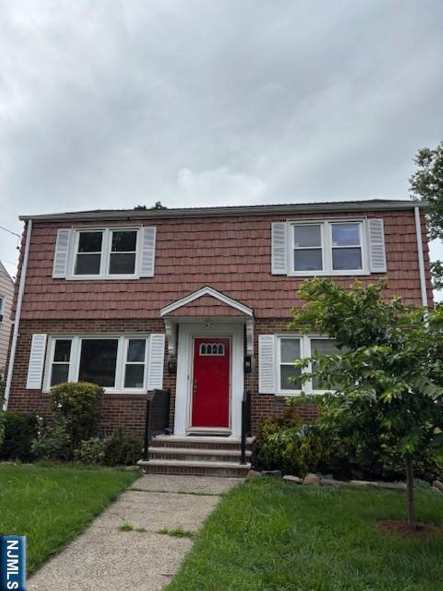 Welcome to this spacious three-bedroom, first-floor apartment located in a well-maintained two-family home in Bloomfield. The apartment features a large eat-in kitchen (EIK) that leads into a bright living room, filled with natural light. Residents have access to a large fenced-in backyard and a lovely tiled patio, with both front and back entrances. This beautiful apartment boasts hardwood floors throughout and includes a washer and dryer in the rent. Tenants are allowed to install window AC units as needed. Additionally, one parking space is included, with a second parking space available for $25 per month. For a nominal fee, the basement can be rented along with the first floor. It includes a beautiful kitchenette, a full bathroom, and a spacious family room. This property is situated in a quiet residential neighborhood.