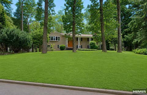 Photo of 26 Birch Road, Mahwah, NJ 07430 (MLS # 26028580)