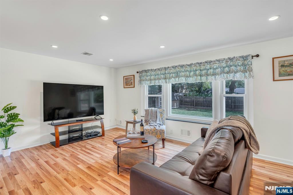 280 Davidson Avenue