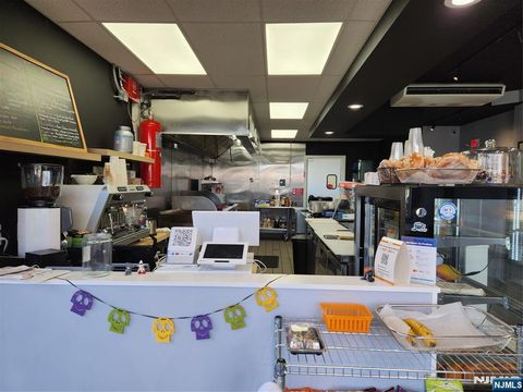 Photo of 9 Watsessing Avenue, Bloomfield, NJ 07003 (MLS # 26002598)