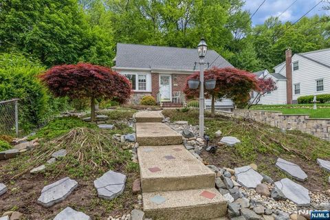 209 Jefferson Cresskill NJ 07626