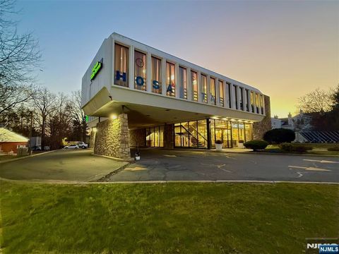 350 Madison Avenue Cresskill NJ 07626