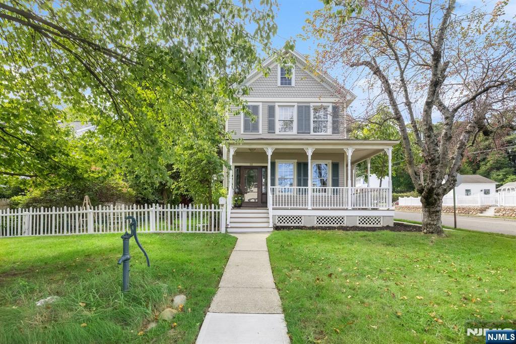 66 Hillside Avenue