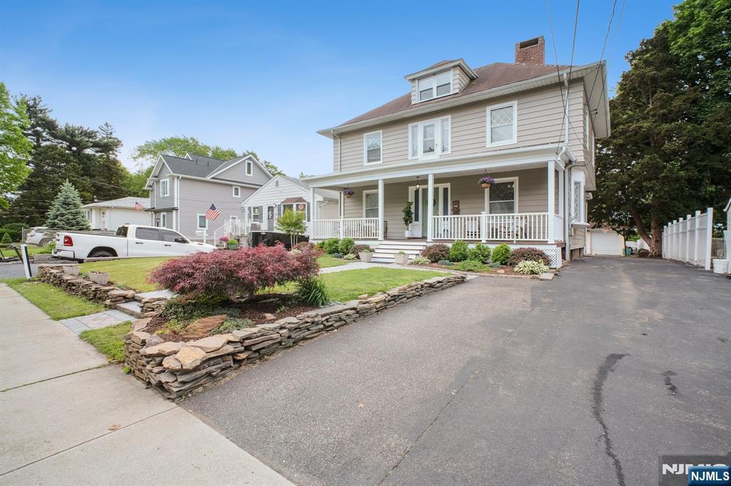 40 W Central Avenue