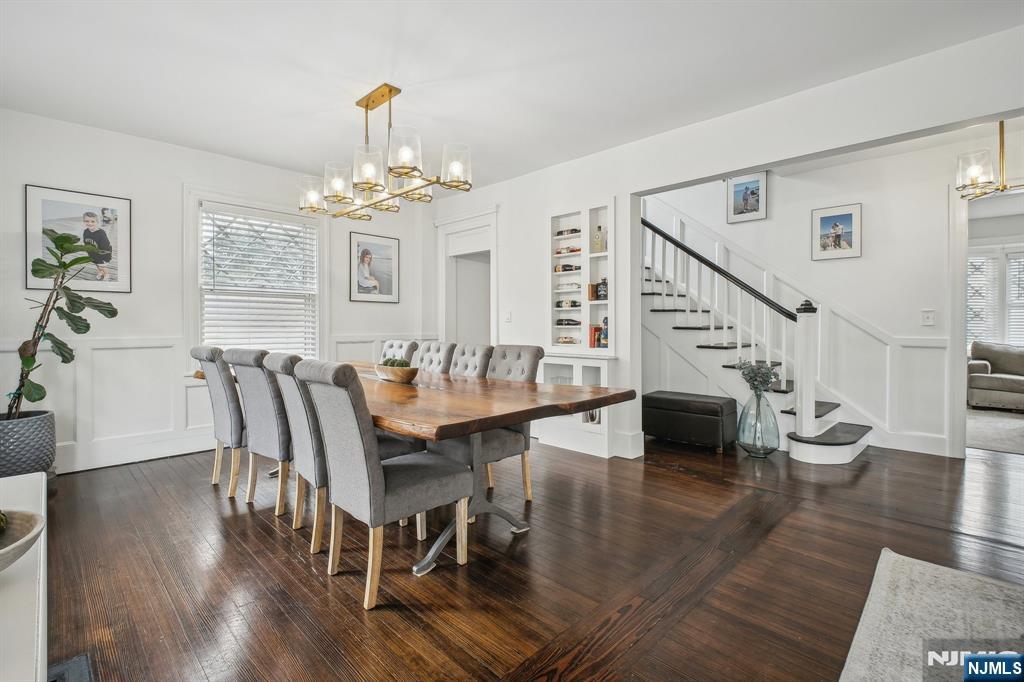 40 W Central Avenue
