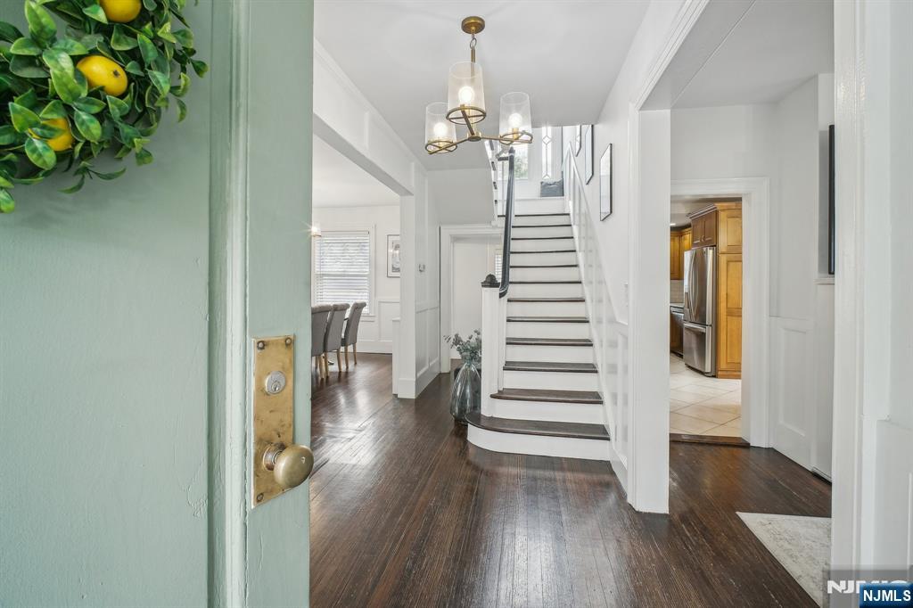 40 W Central Avenue