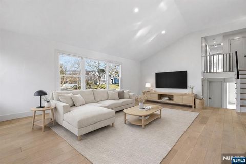 442 Ellis Place Wyckoff NJ 07481