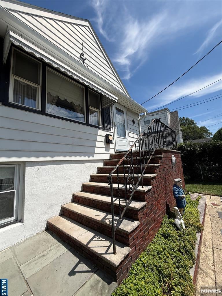 64 Eckel Road