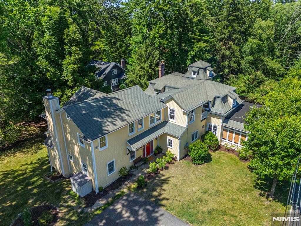 181 Sunset Avenue