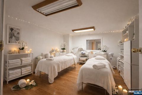 Photo of 810 Alyea Street, Newark, NJ 07105 (MLS # 26004097)