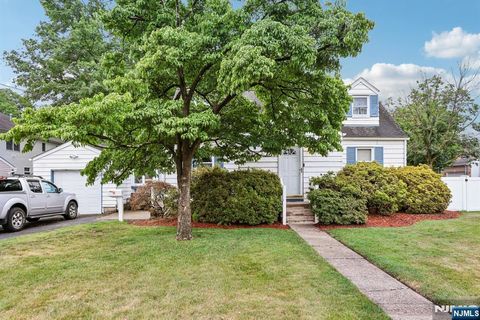 Photo of 78 Legion Place, Paramus, NJ 07652 (MLS # 26026559)
