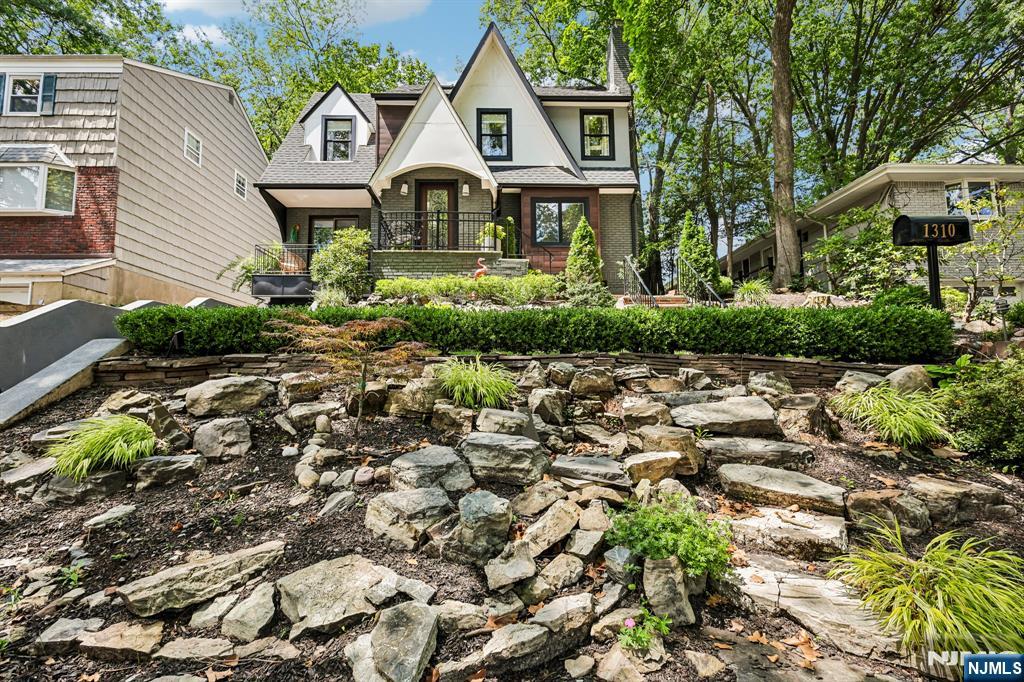 1310 Princeton Road