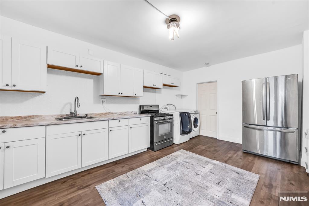 41 Bloomfield Ave 29, Bloomfield, New Jersey - 3 Bedrooms  
1 Bathrooms  
5 Rooms - 