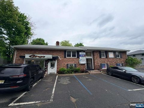 Photo of 1310 Hamburg Turnpike, Wayne, NJ 07470 (MLS # 26016400)