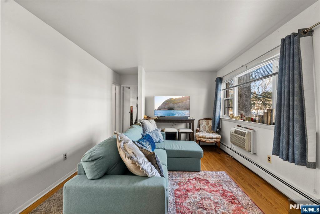 5306 Christopher Street