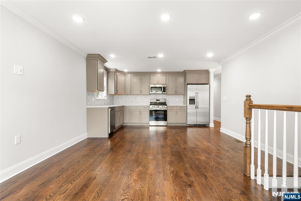 147 15th Street