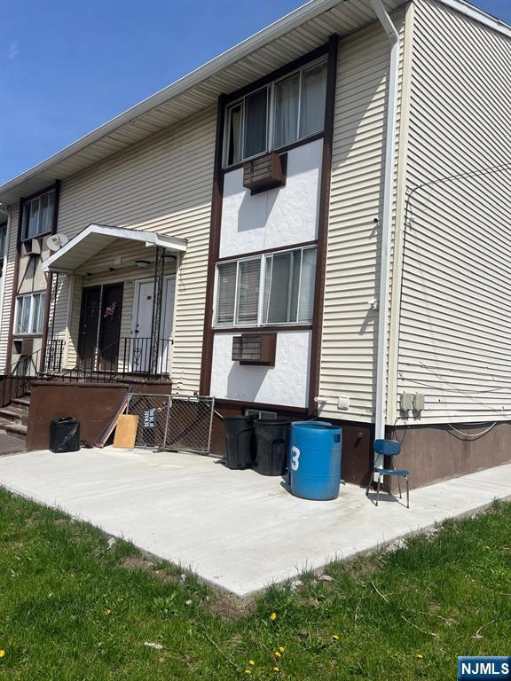 Property for Sale at 233235 Straight Street, Paterson, New Jersey - Bedrooms: 6 
Bathrooms: 3 
Rooms: 12  - $550,000