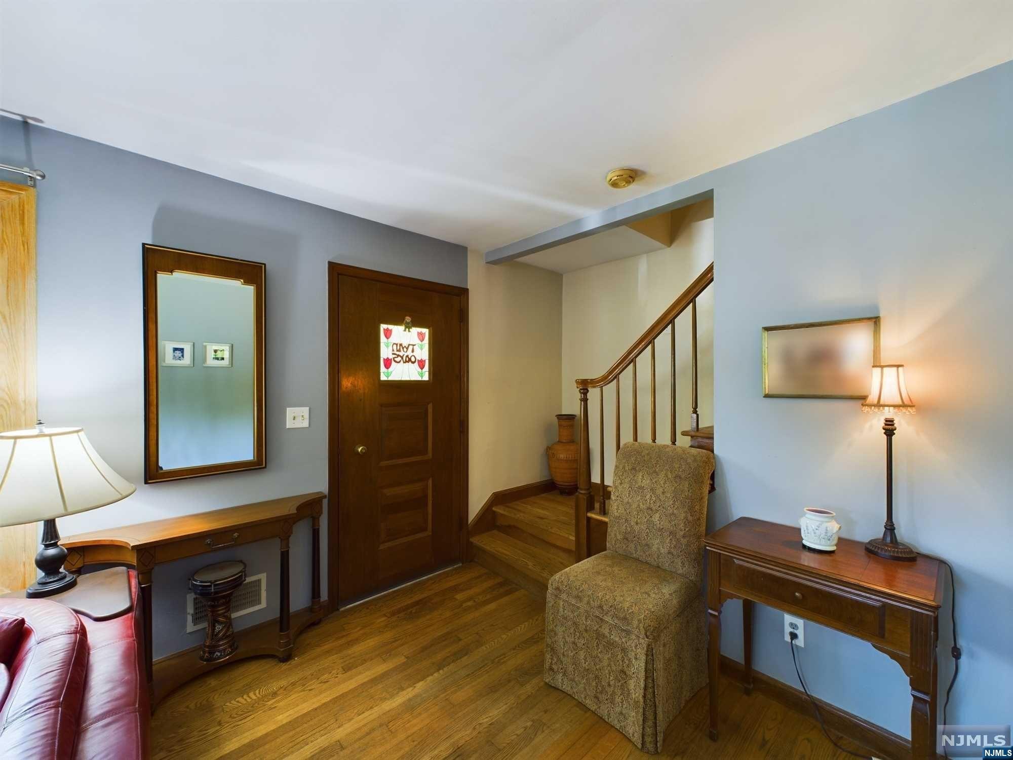 304 Lakeview Drive