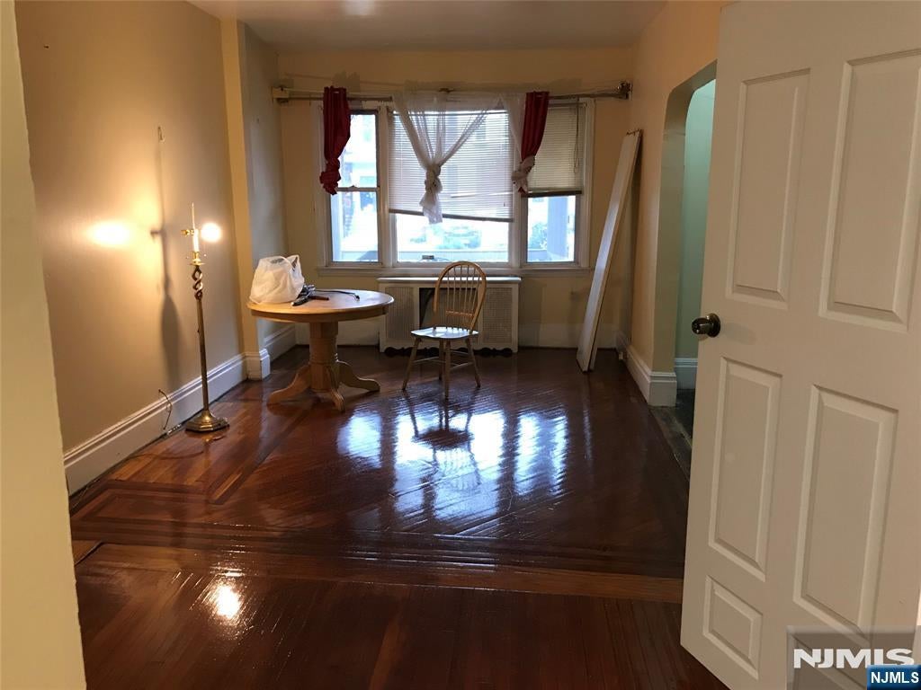 16-18 Duncan Avenue