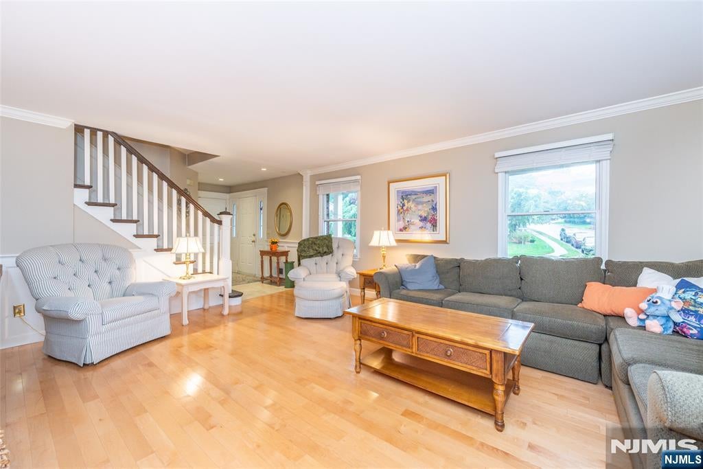 86 Point View Parkway