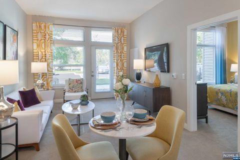 Photo of 1139 Hamburg Turnpike #1332, Wayne, NJ 07470 (MLS # 24019051)