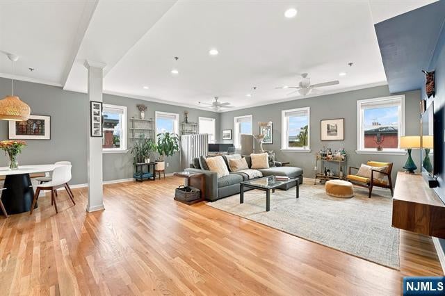 547 Bloomfield Street 4