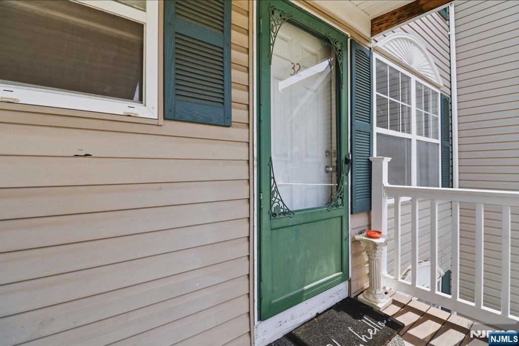 239-40 Th Street C0032