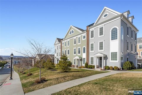 Photo of 293 Bradley Dr, Wood Ridge, NJ 07075 (MLS # 26010414)