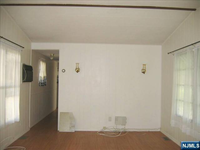 600 - 127 PULIS Avenue