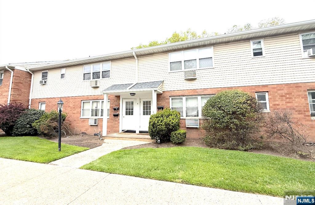 4 Lakeview C