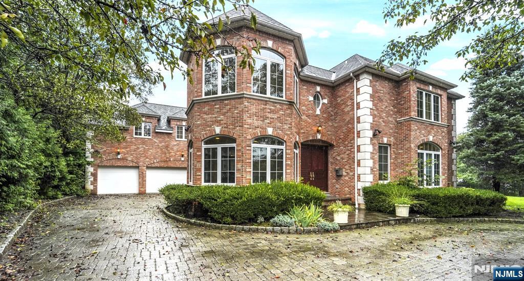 1 Euclid Road