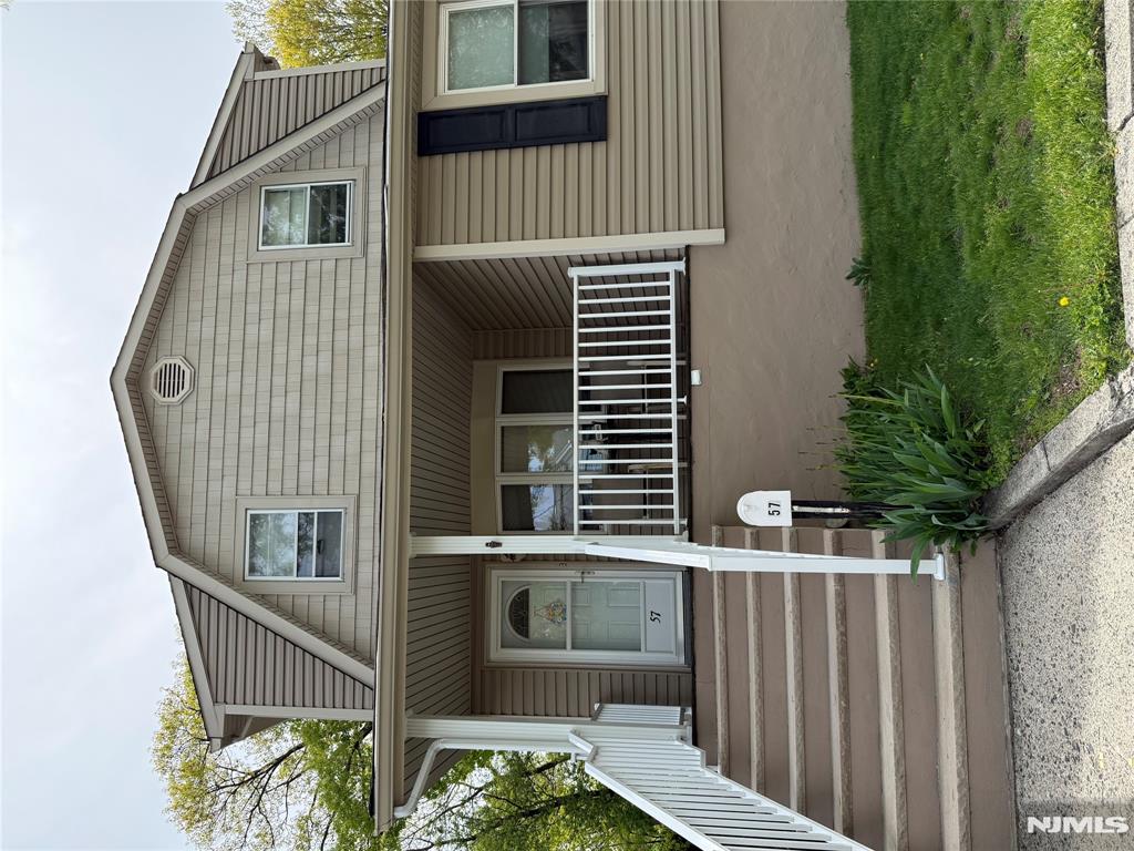 57 Oak Street
