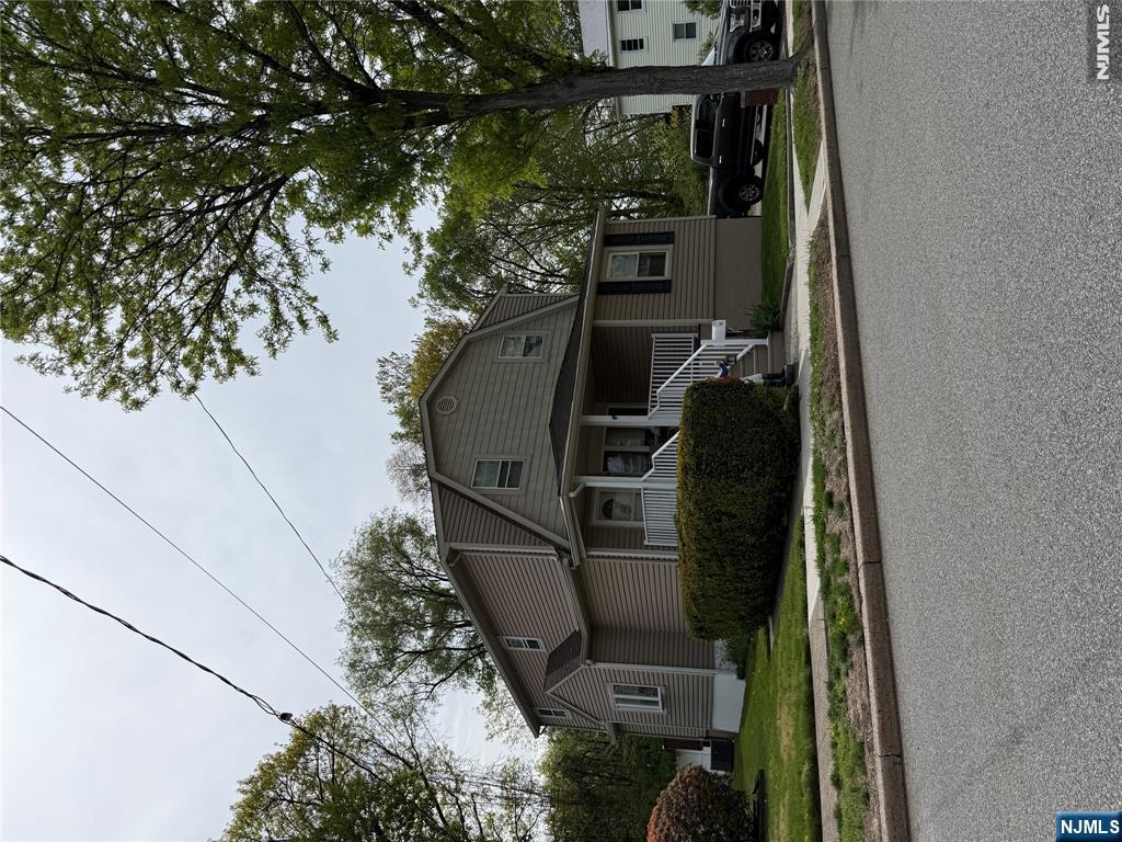 57 Oak Street