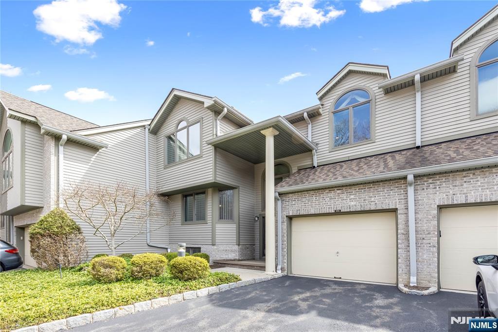 856 Hemlock Court T175