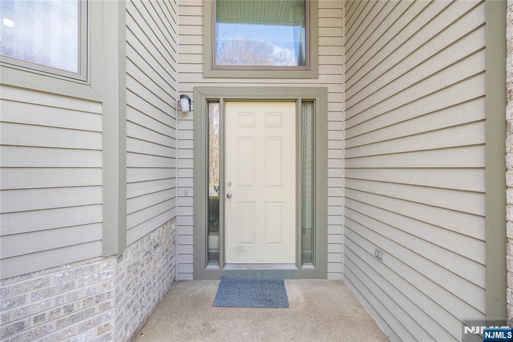 856 Hemlock Court T175