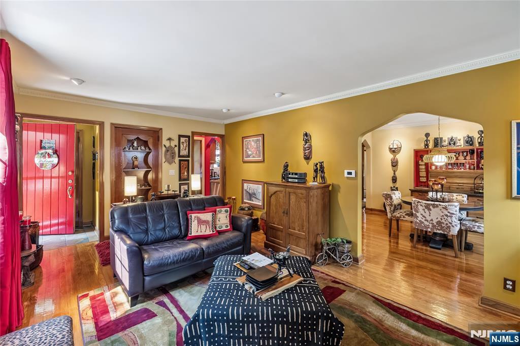 1161 Kensington Road