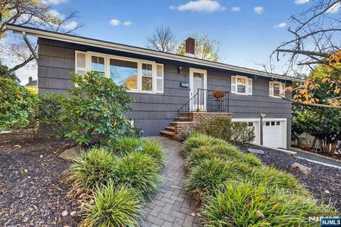 Photo of 145 Dwight Avenue, Hillsdale, NJ 07642 (MLS # 25036487)