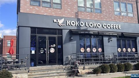 322 Commercial Palisades Park NJ 07650